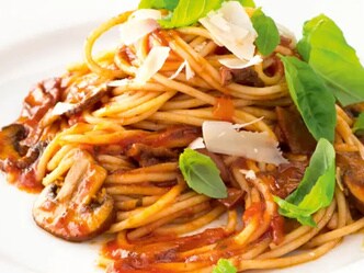Špagety s houbami