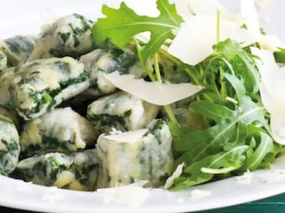 Bazalkovošpenátové noky