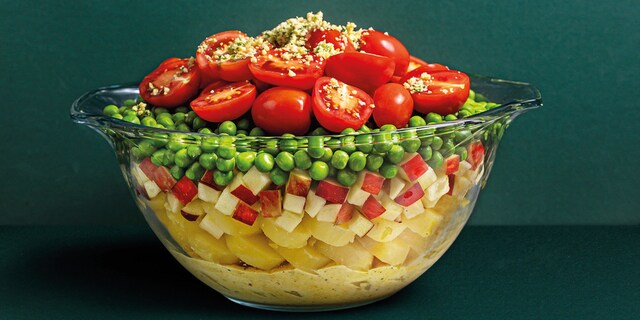 Kari bramborový salát s hráškem