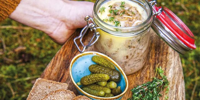 Pomazánka veget rillette [čti rijet]