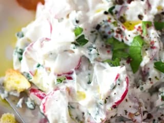 Ředkvičková pomazánka se sýrem feta