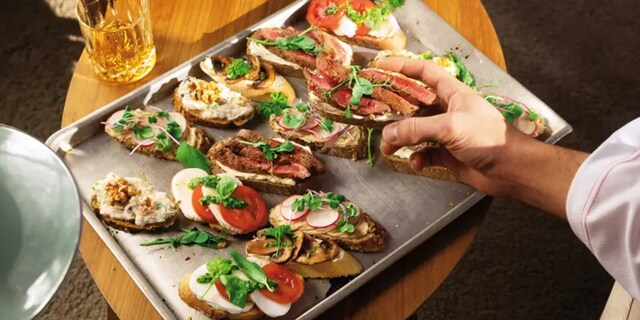 Chlebíčky caprese