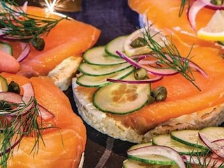 Chlebíčky s uzeným lososem