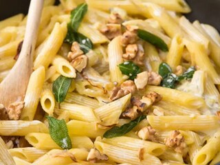 Těstoviny s modrým sýrem