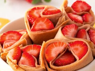 Palačinky s čerstvými jahodami