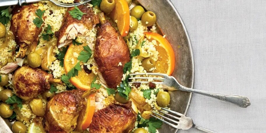 Dušené kuře s citrusy a olivami