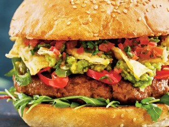 Pořádně nabitý jalapeño burger