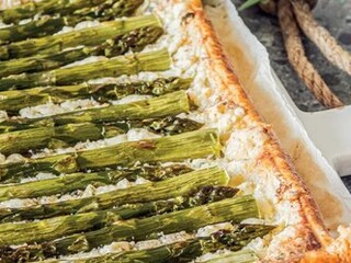 Chřestový koláč z listového těsta