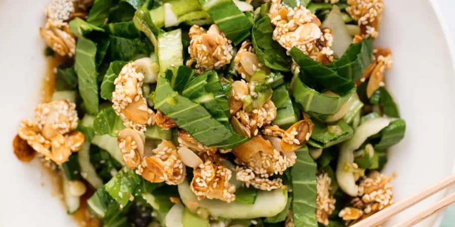 Salát pak choi s krutonky