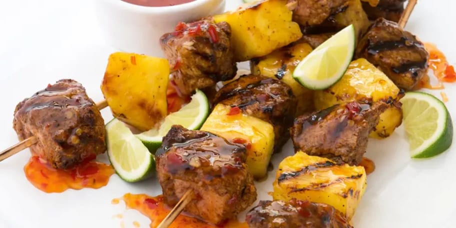 Ananasovovepřové špízy