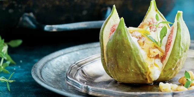 Pečené fíky plněné kozím sýrem