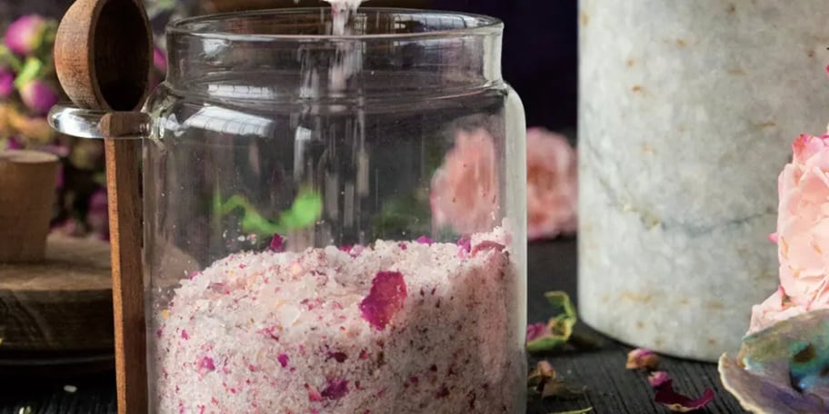 Růžová sůl do koupele