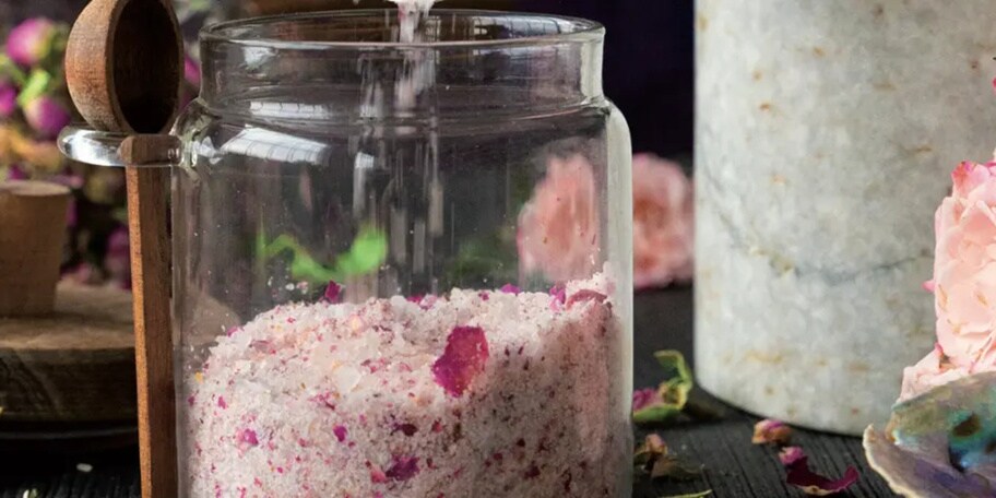 Růžová sůl do koupele