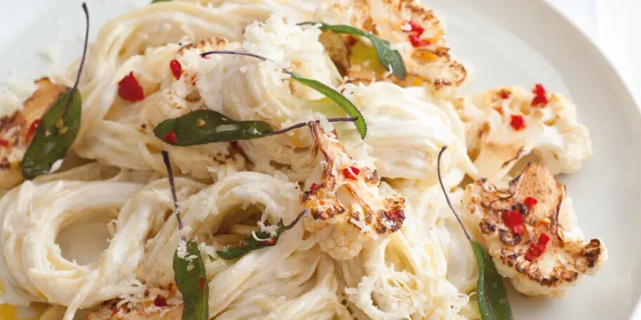 Krémové špagety s pečeným květákem