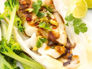 Pečená bělomasá ryba s vařenou brokolicí