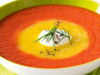 Dvojbarevná papriková polévka