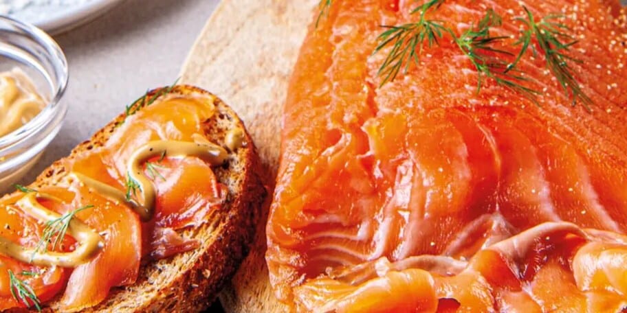 Losos v soli zvaný gravlax