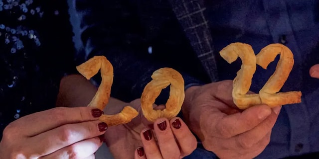 Nový rok 2022 z listového těsta