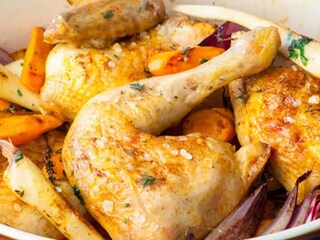 Bylinkové kuře pečené na hrubé soli