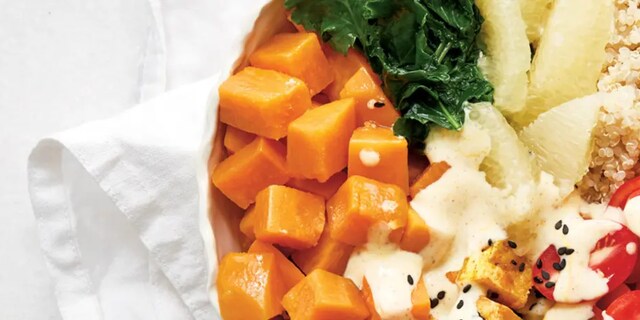 Salát s grepem a tofu