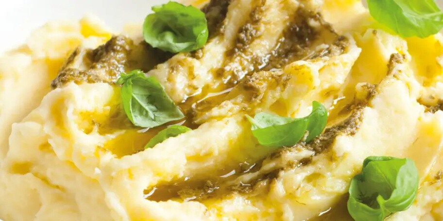 Kaše s pestem a bazalkou