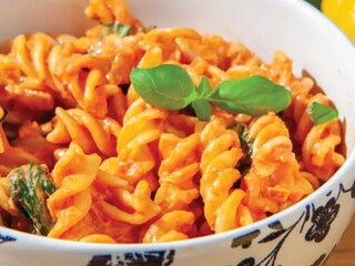 Rychlé fusilli s rajčatovou omáčkou s mascarpone