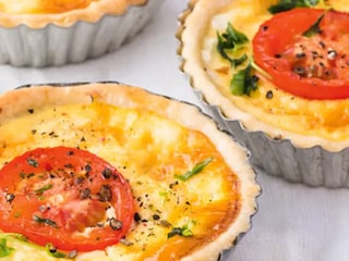 Quiche s lučinou a rajčaty