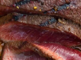 Hovězí queensland steak v glazuře z pomerančové kůry