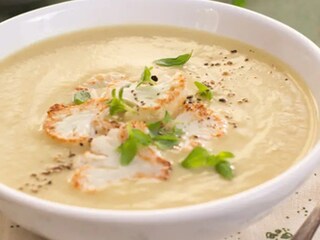 Krémová květáková polévka