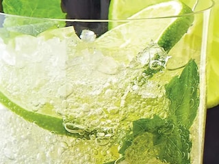 Champagne mojito