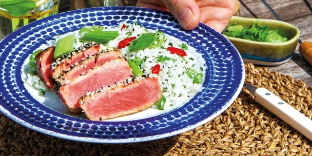 Tuňákový steak z grilu se sezamovou rýží