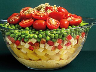 Kari bramborový salát s hráškem