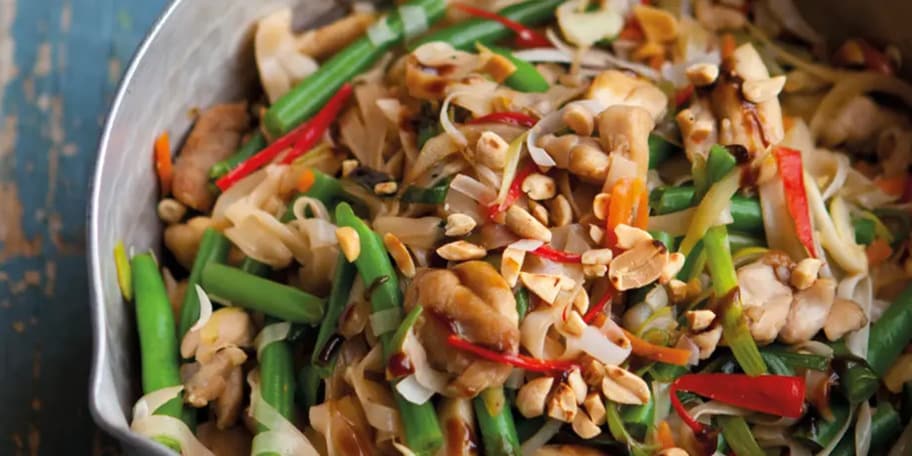 Kuřecí nudle se zeleninou