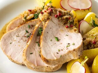 Krůtí prsa na bylinkách s máslovými bramborami