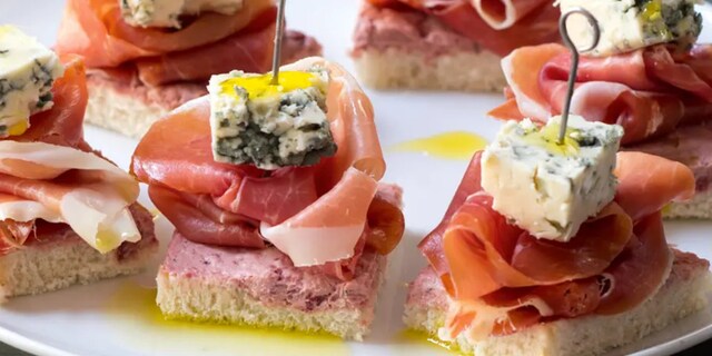 Chuťovky s modrým sýrem