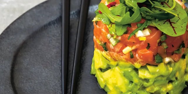 Tartar z lososa a avokáda