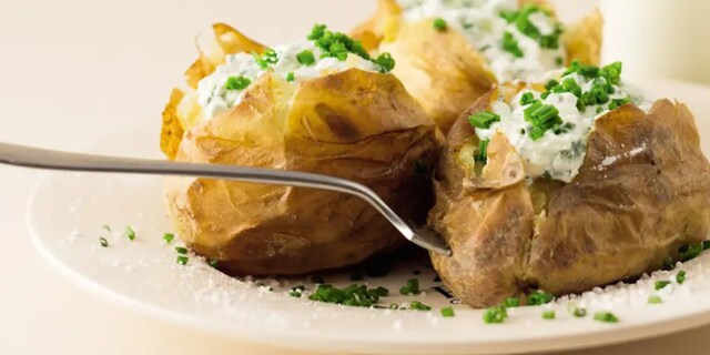 Pečené brambory s tvarohem