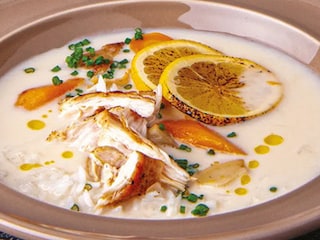 Řecká kuřecí polévka avgolemono