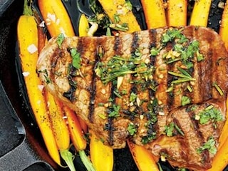 Hovězí queensland steak s pálivými bylinkami