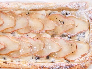 Hruškový koláč s vanilkovým medem