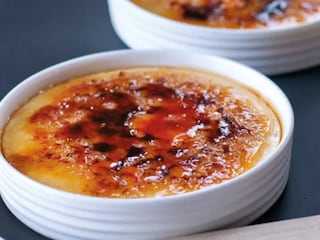 Creme brulée s bílou čokoládou