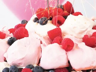 Dvoupatrová pavlova