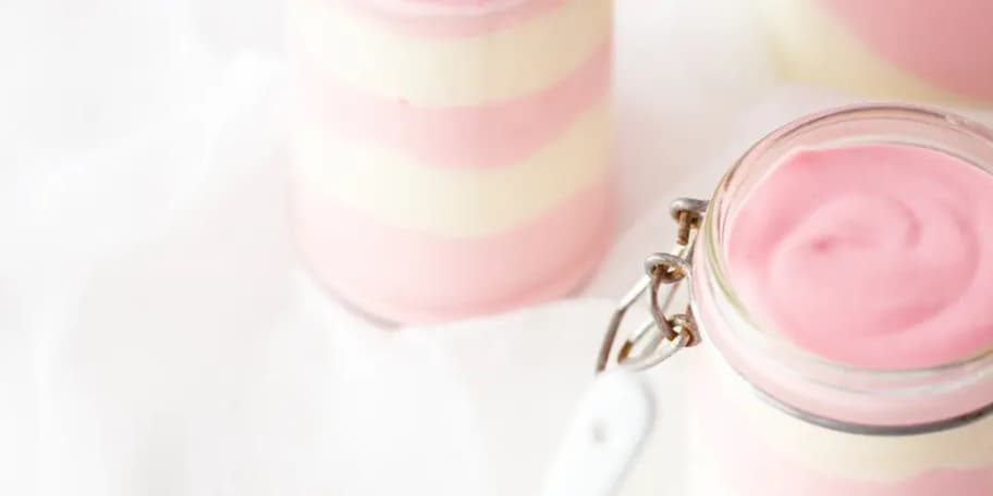 Italská pěna z bílé čokolády