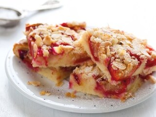 Švestkový koláč na plech