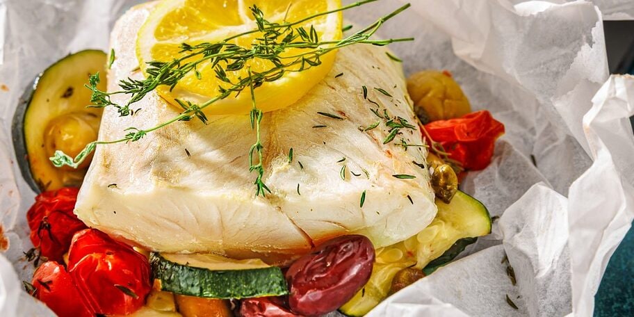 Okouník mořský pečený v papilotě 