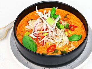 Thajská rybí polévka