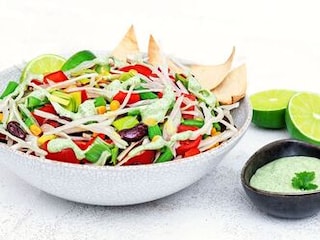 Mexický salát plný barev