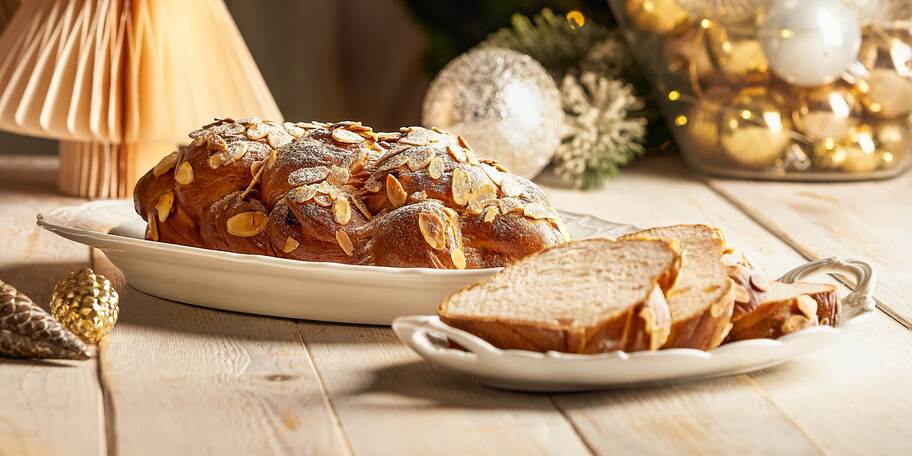 Tradiční vánočka od Heleny Fléglové