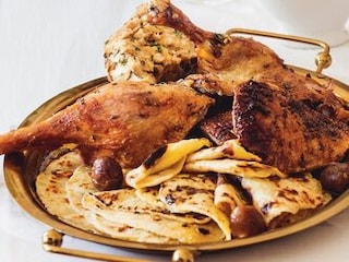 Husa s kaštanovou nádivkou