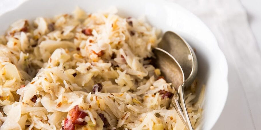 Dušené bílé zelí